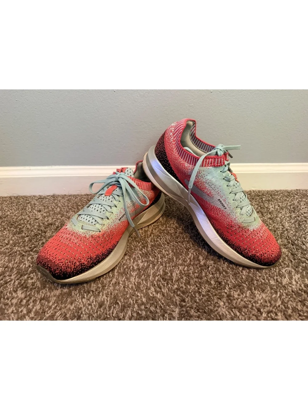 Brooks Levitate 2 Running Shoes Women’s 9.5